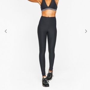 Outdoor Voices Black High Rise Warmup Leggings